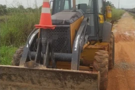 RETROEXCAVADORA, 2008