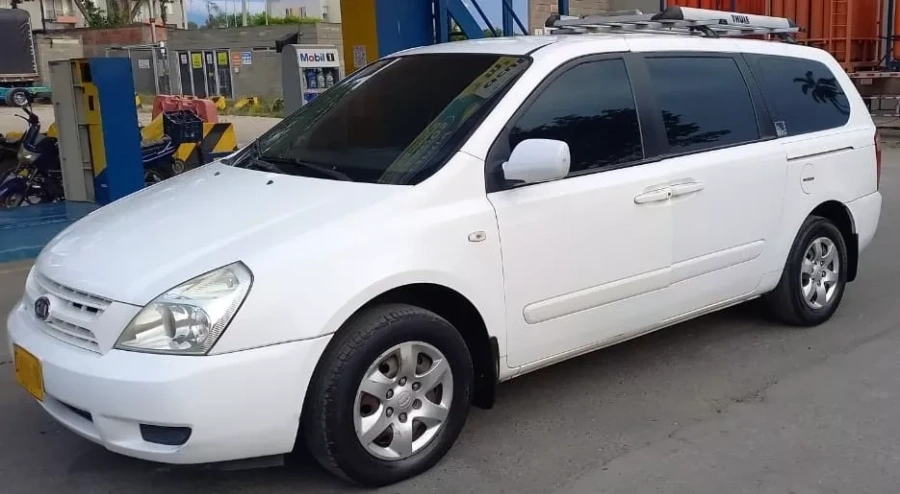 Kia Grand Carnival Sedona Carnival Lx, 2009