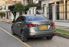 Nissan Versa Exclusive 1.6, 2020