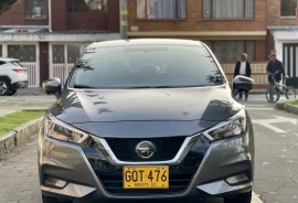 Nissan Versa Exclusive 1.6, 2020
