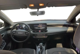 Kia K3 Zenith 1.6, 2026