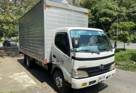 Hino 300 Dutro Max Furgon , 2010