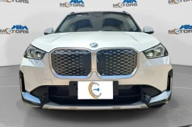 BMW iX1 xDrive30 Edición M (Eléctrico), 2026
