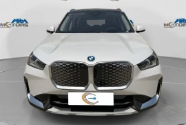 BMW iX1 xDrive30 Edición M (Eléctrico), 2026