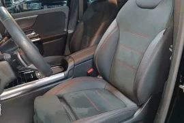 Mercedes Benz GLA 250 hibrida 2025, 2025