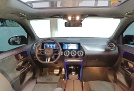 Mercedes Benz GLA 250 hibrida 2025, 2025