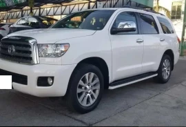 Toyota Sequoia 5.7 Limited V8 At , 2015