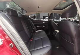 Nissan Altima Exclusive, 2019