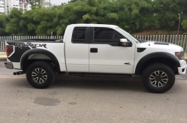 Ford F-150 6.2 SVT Raptor Super Crew , 2013