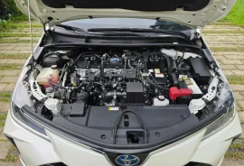Toyota Corolla 1.8 SE-G HYBRID, 2020