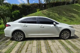 Toyota Corolla 1.8 SE-G HYBRID, 2020