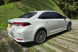 Toyota Corolla 1.8 SE-G HYBRID, 2020