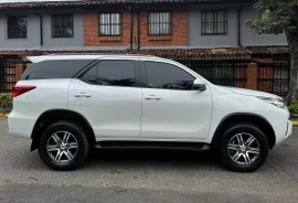 Toyota Fortuner 2.4 Street At 7As, 2019