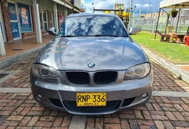 BMW Serie 1 E81 116i 1.6cc MT AA, 2012
