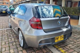 BMW Serie 1 E81 116i 1.6cc MT AA, 2012