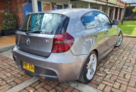 BMW Serie 1 E81 116i 1.6cc MT AA, 2012