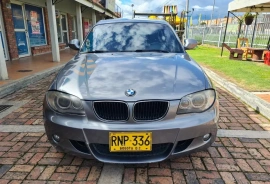 BMW Serie 1 E81 116i 1.6cc MT AA, 2012
