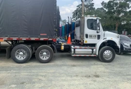 Tractocamion Freightliner M2-112 , 2013