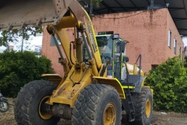 Cargador Kawasaki Modelo 90Z6, 2018