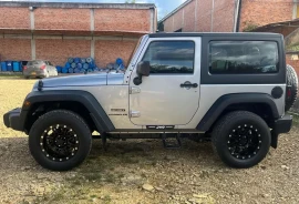 Jeep Wrangler 3.6 Sport, 2014