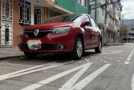 Renault Logan intense Cvt automático , 2018