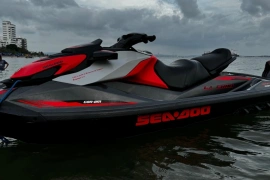 Moto acuática 3 pax como nueva , 2023