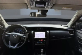 Toyota Fortuner 2.4 SRV, 2022