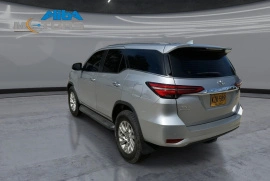 Toyota Fortuner 2.4 SRV, 2022