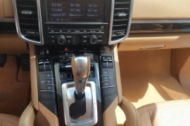 Porsche cayenne 3.0 , 2011