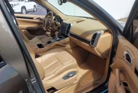 Porsche cayenne 3.0 , 2011