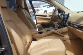 Porsche cayenne 3.0 , 2011