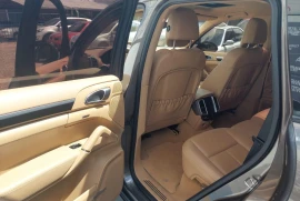 Porsche cayenne 3.0 , 2011