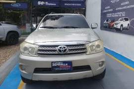 Toyota Fortuner 2.7, 2011