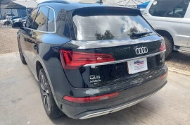Audi Q5 2.0 , 2023